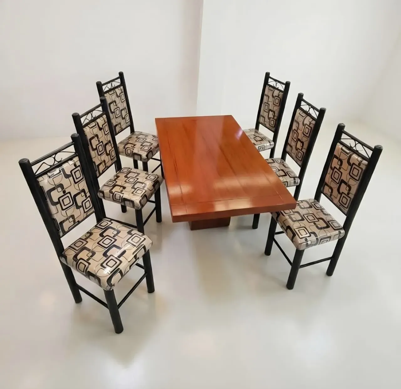 Comedor Vanguardia – Elegancia y Confort Moderno