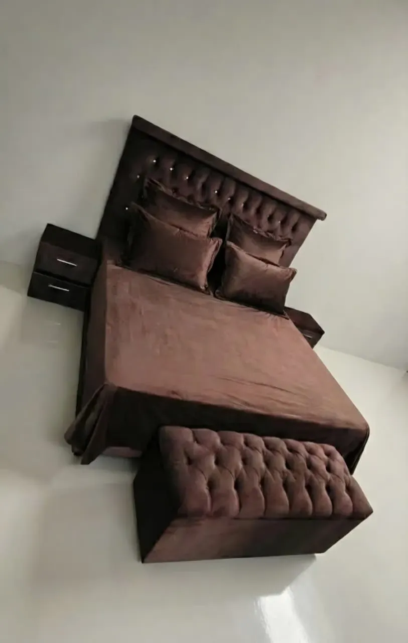 Categoría Recámara: camas y buros